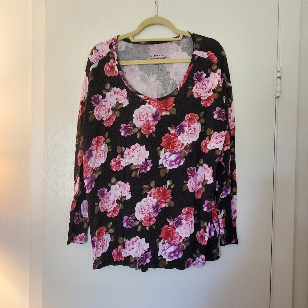 Torrid Floral Long Sleeve Top
